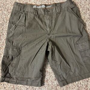 Eddie Bauer Men's brown Cargo Shorts